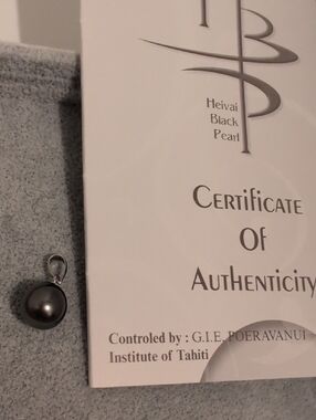 Black Pearl Pendant with Silver Bail